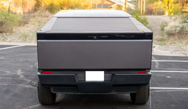 								2024 Tesla Cybertruck Foundation Series full									