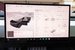 										2024 Tesla Cybertruck Foundation Series full									