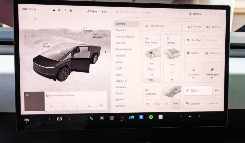 								2024 Tesla Cybertruck Foundation Series full									