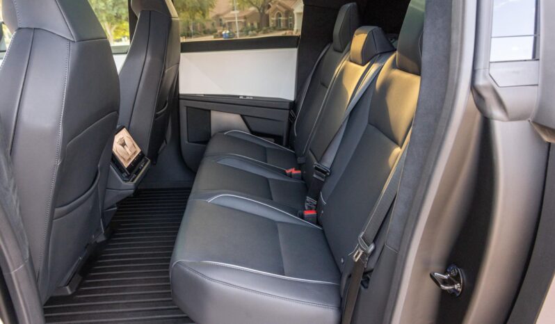 								2024 Tesla Cybertruck Foundation Series full									