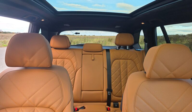 								2024 BMW X5 M60i AWD full									