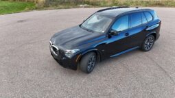 										2024 BMW X5 M60i AWD full									