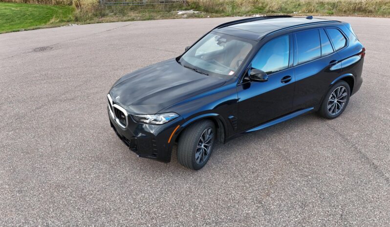 								2024 BMW X5 M60i AWD full									