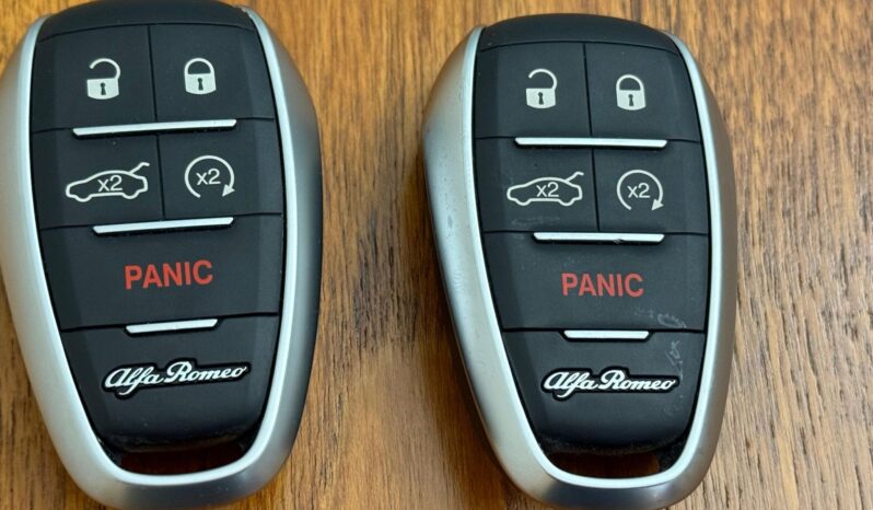 								2023 Alfa Romeo Stelvio Quadrifoglio full									