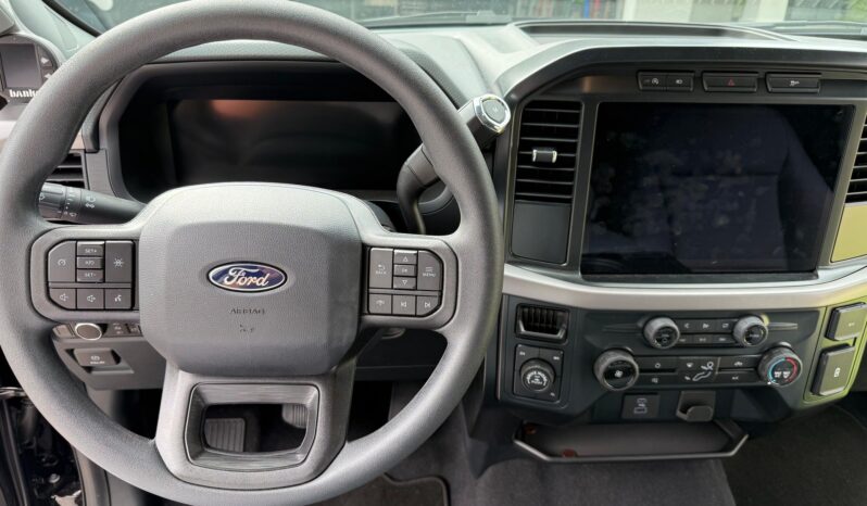 								2024 Ford F-150 XL 4×4 full									