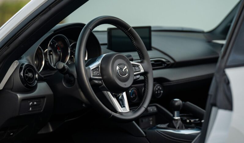 								2024 Mazda MX-5 Miata RF Club full									