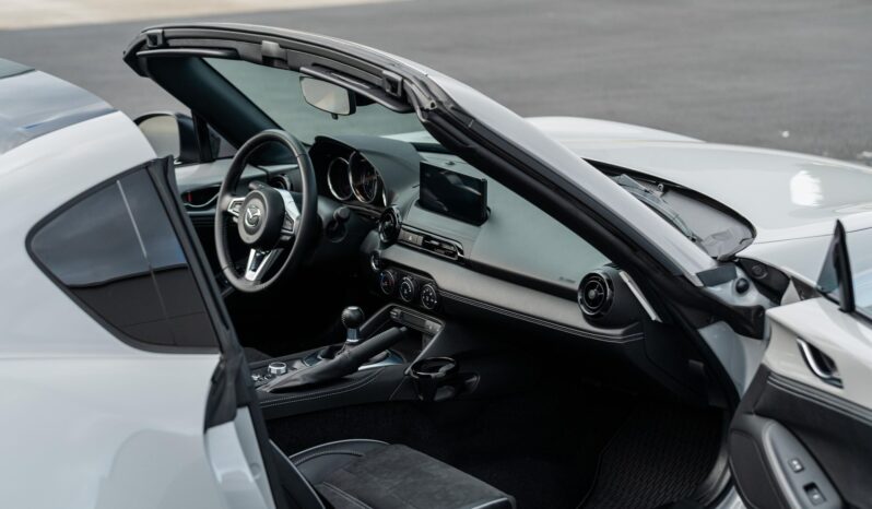 								2024 Mazda MX-5 Miata RF Club full									