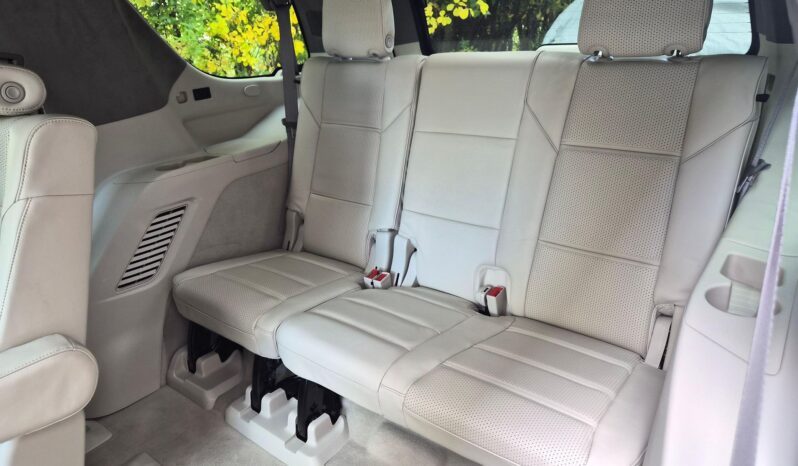 								2023 Cadillac Escalade 4WD Sport Platinum full									