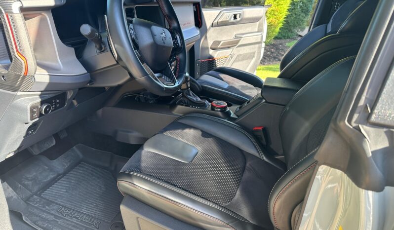 								2023 Ford Bronco Raptor 4WD full									