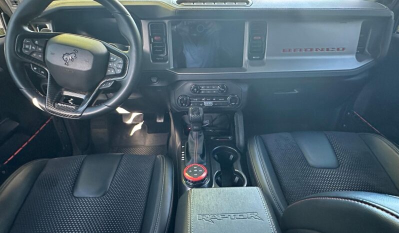 								2023 Ford Bronco Raptor 4WD full									