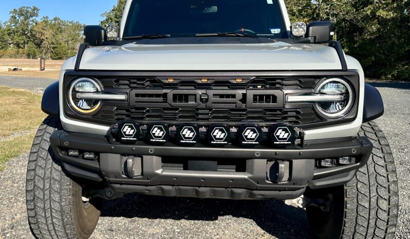 								2023 Ford Bronco Raptor 4WD full									