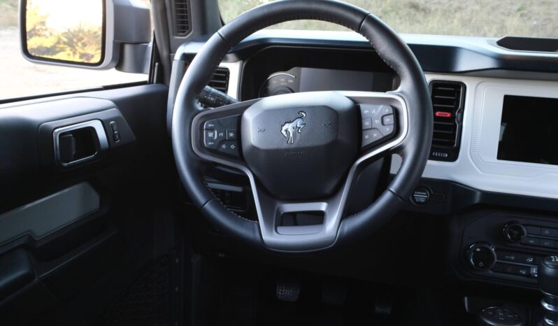 								2023 Ford Bronco Heritage Edition EcoBoost full									