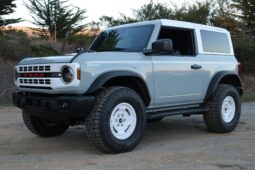 										2023 Ford Bronco Heritage Edition EcoBoost full									