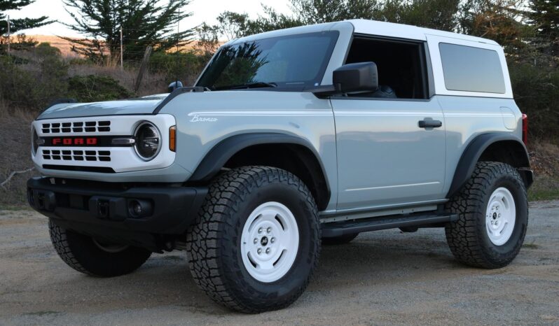 								2023 Ford Bronco Heritage Edition EcoBoost full									