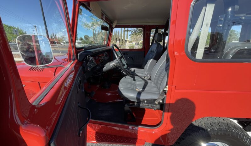 								1977 Toyota Land Cruiser FJ40 full									