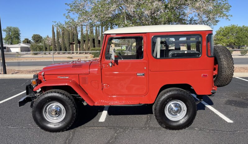 								1977 Toyota Land Cruiser FJ40 full									