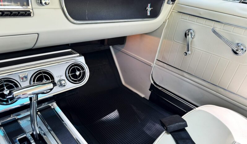 								1965 Ford Mustang Coupe 289 full									