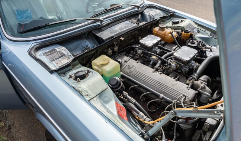 								1973 BMW 3.0CS 4-Speed full									