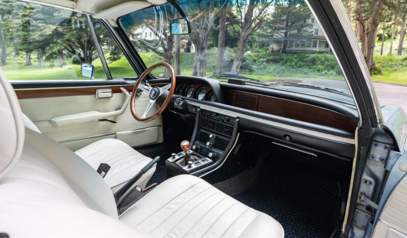 								1973 BMW 3.0CS 4-Speed full									