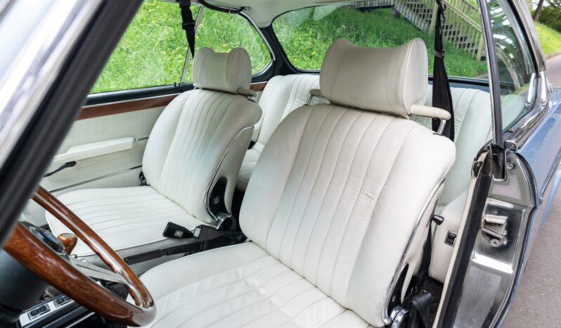 								1973 BMW 3.0CS 4-Speed full									