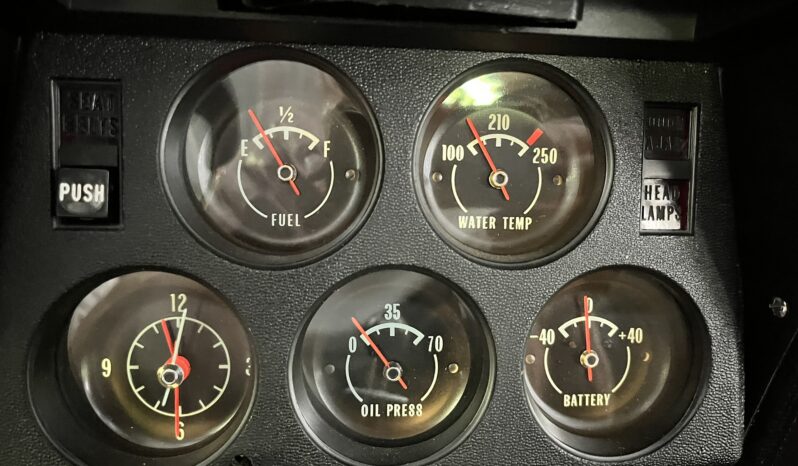 								1971 Chevrolet Corvette Coupe 4-Speed full									