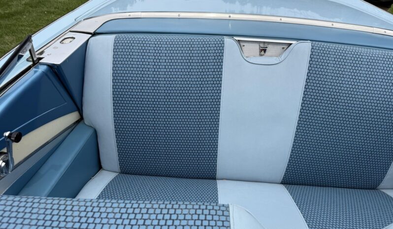 								1957 Ford Fairlane 500 Skyliner full									