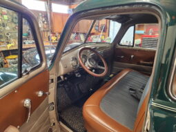 										1952 Chevrolet 3100 5-Window Pickup full									