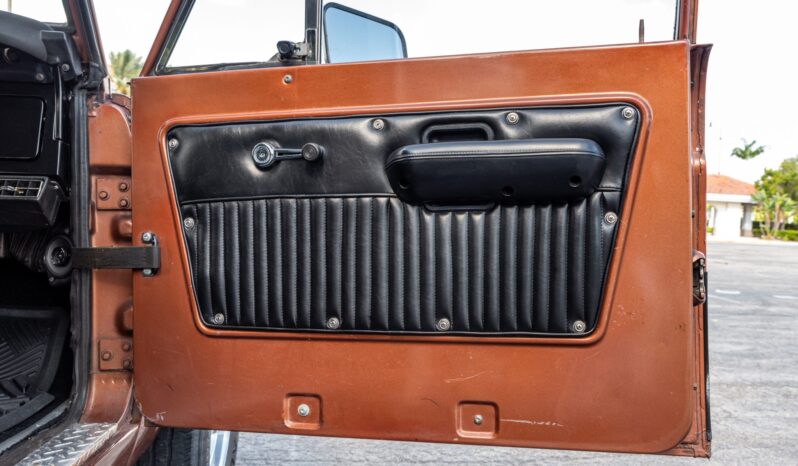 								1977 Ford Bronco Sport 302 full									