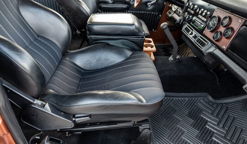 								1977 Ford Bronco Sport 302 full									