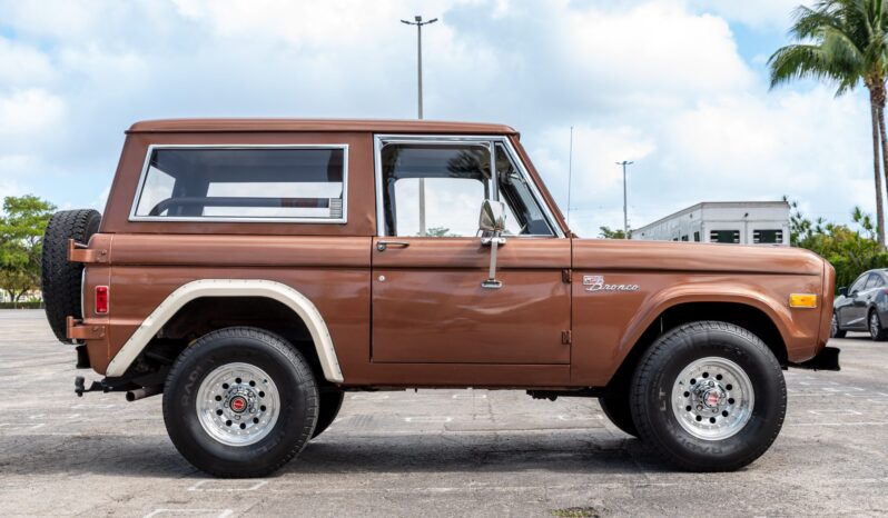 								1977 Ford Bronco Sport 302 full									