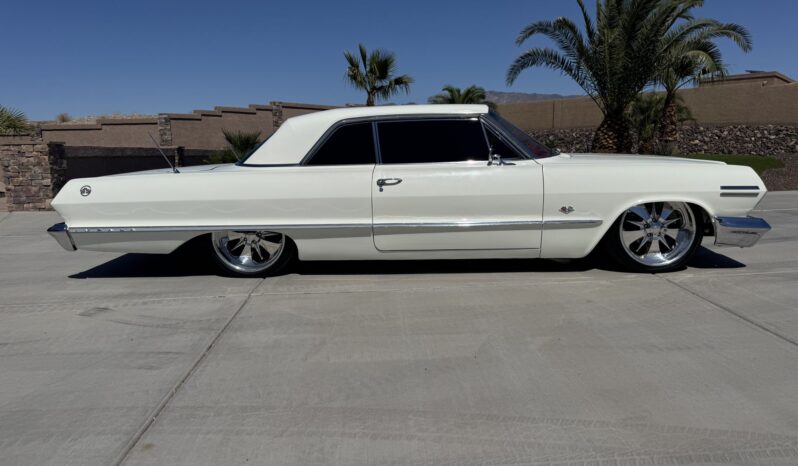 								1963 Chevrolet Impala SS Sport Coupe full									