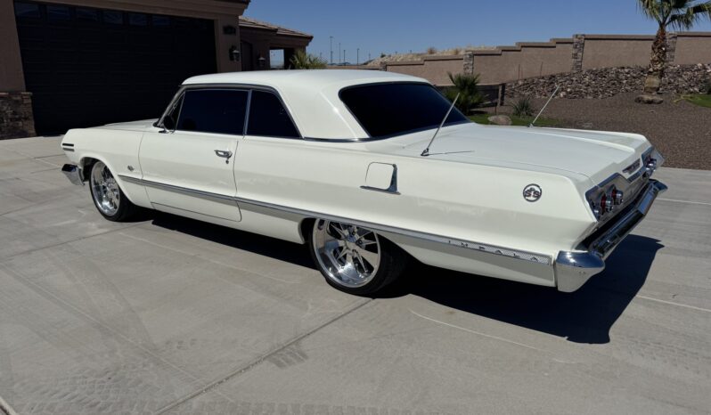 								1963 Chevrolet Impala SS Sport Coupe full									