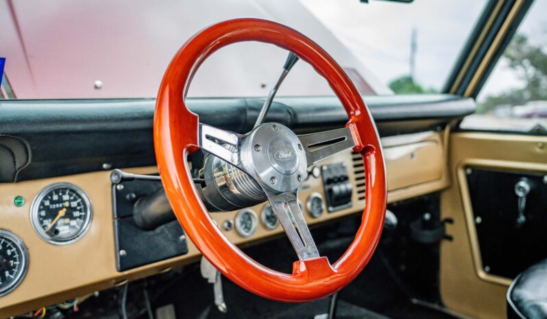 								1974 Ford Bronco 302 full									