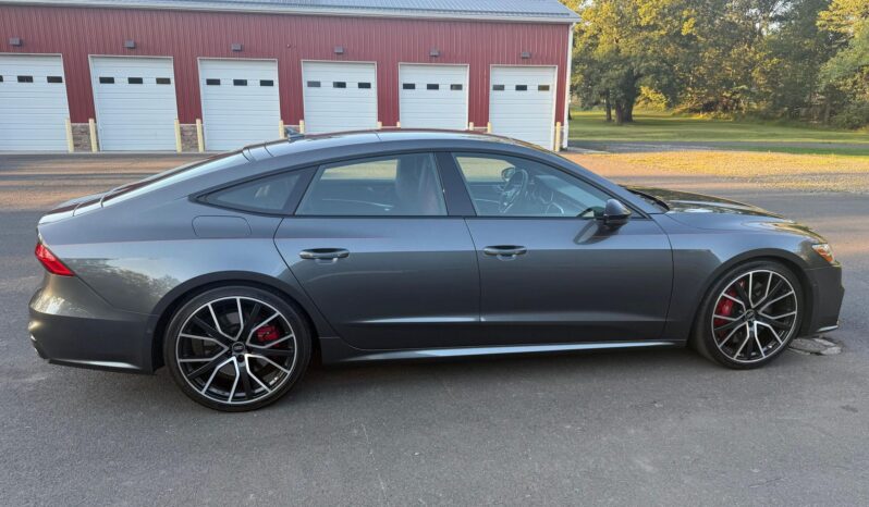 								2022 Audi S7 444-hp Turbo V6 full									