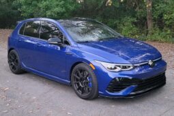 										2024 Volkswagen Golf R 315-hp full									