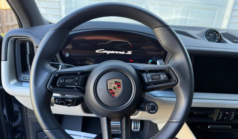 								2024 Porsche Cayenne S 468-hp AWD full									