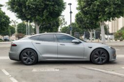 										2023 Tesla Model S Plaid AWD full									