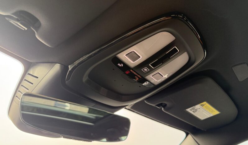 								2025 Volvo V60 T8 Polestar Engineered 455-hp full									