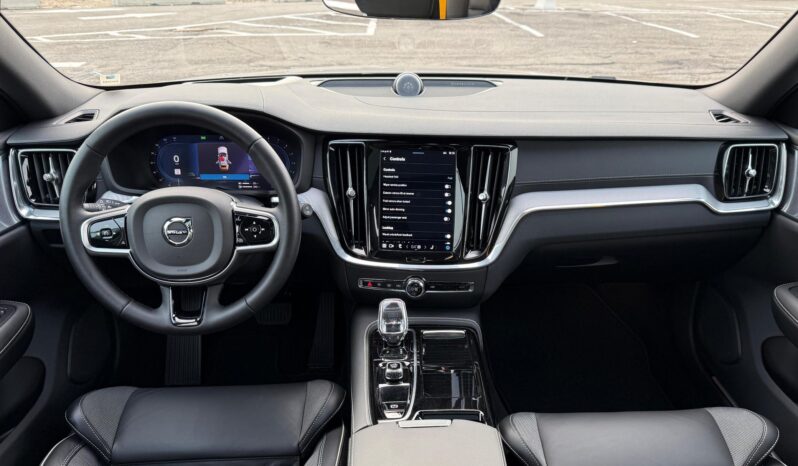 								2025 Volvo V60 T8 Polestar Engineered 455-hp full									