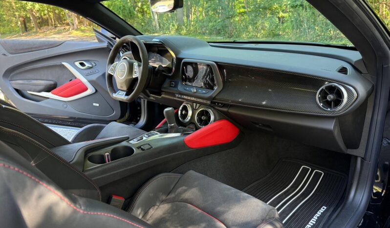 								2023 Chevrolet Camaro ZL1 Coupe Manual full									