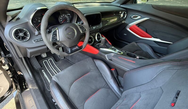 								2023 Chevrolet Camaro ZL1 Coupe Manual full									