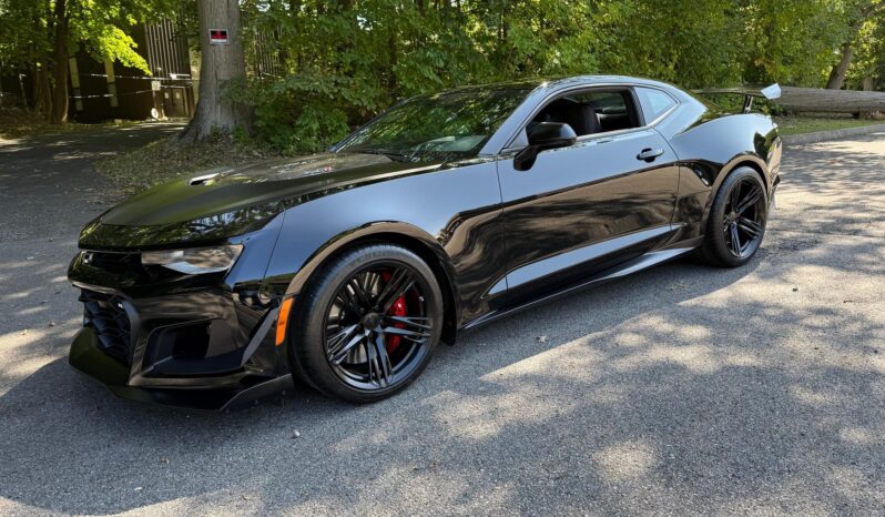 								2023 Chevrolet Camaro ZL1 Coupe Manual full									