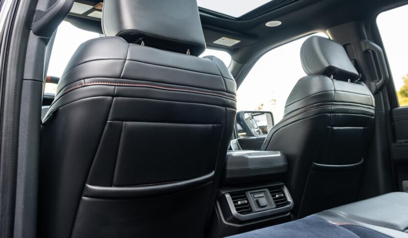 								2022 Ford F-150 Hennessey VelociRaptor 600 full									