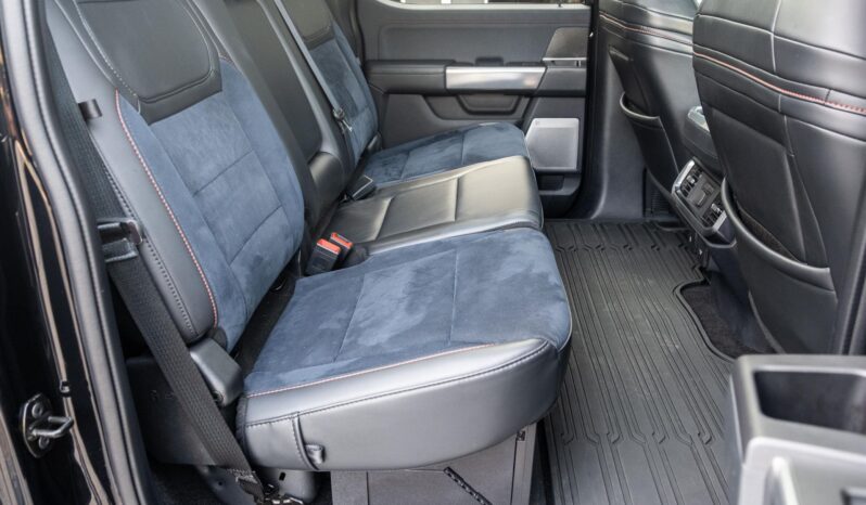 								2022 Ford F-150 Hennessey VelociRaptor 600 full									