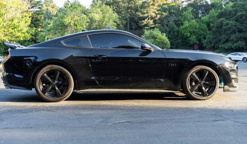 								2022 Ford Mustang GT Coupe full									