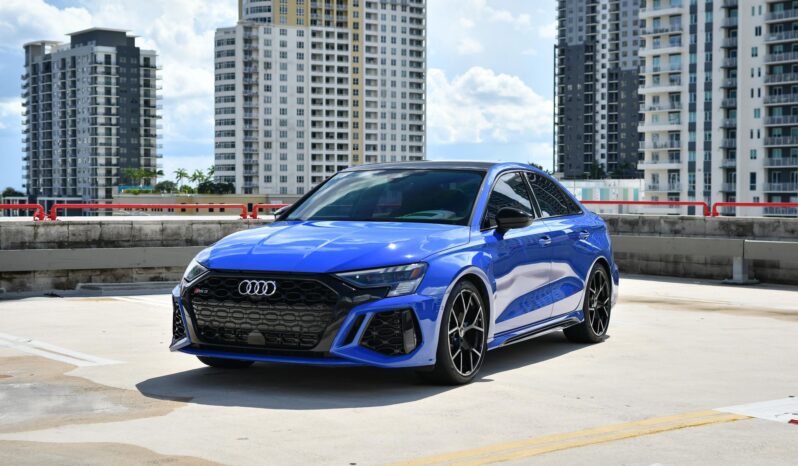 								2023 Audi RS3 401Hp full									