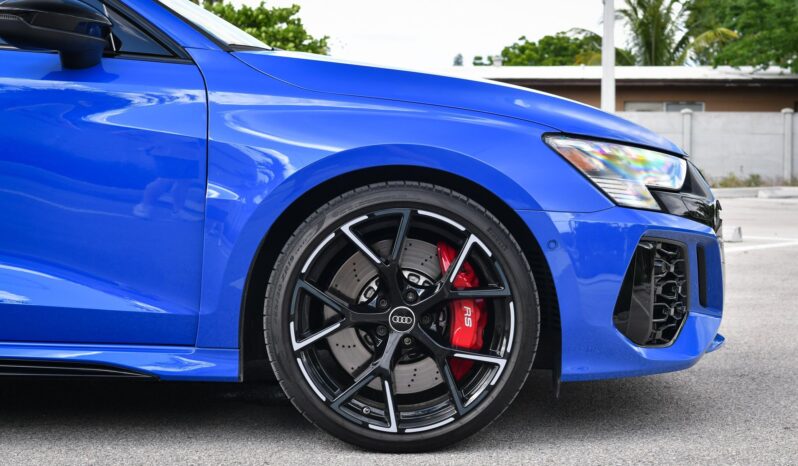 								2023 Audi RS3 401Hp full									