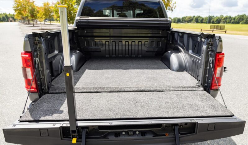 								2023 Ford F-150 XLT Roush 4×4 full									