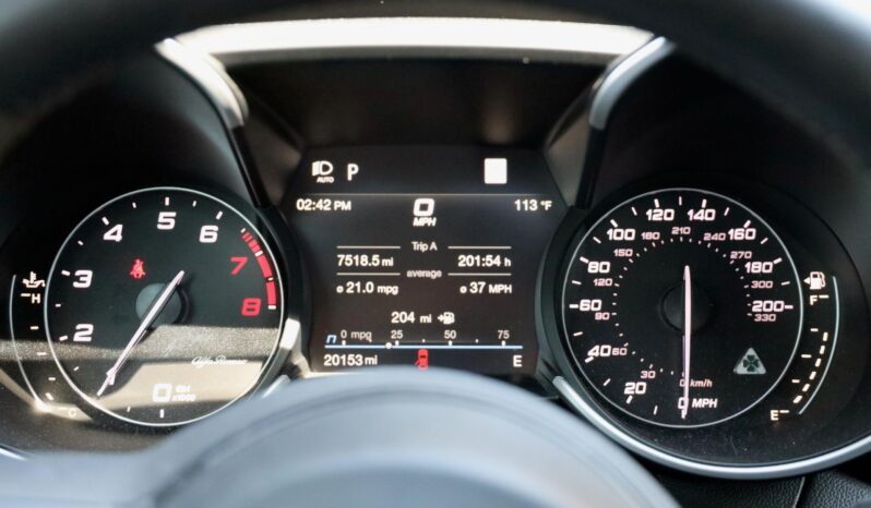 								2022 Alfa Romeo Giulia Quadrifoglio full									