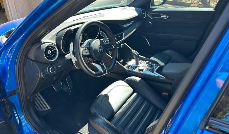 								2022 Alfa Romeo Giulia Quadrifoglio full									